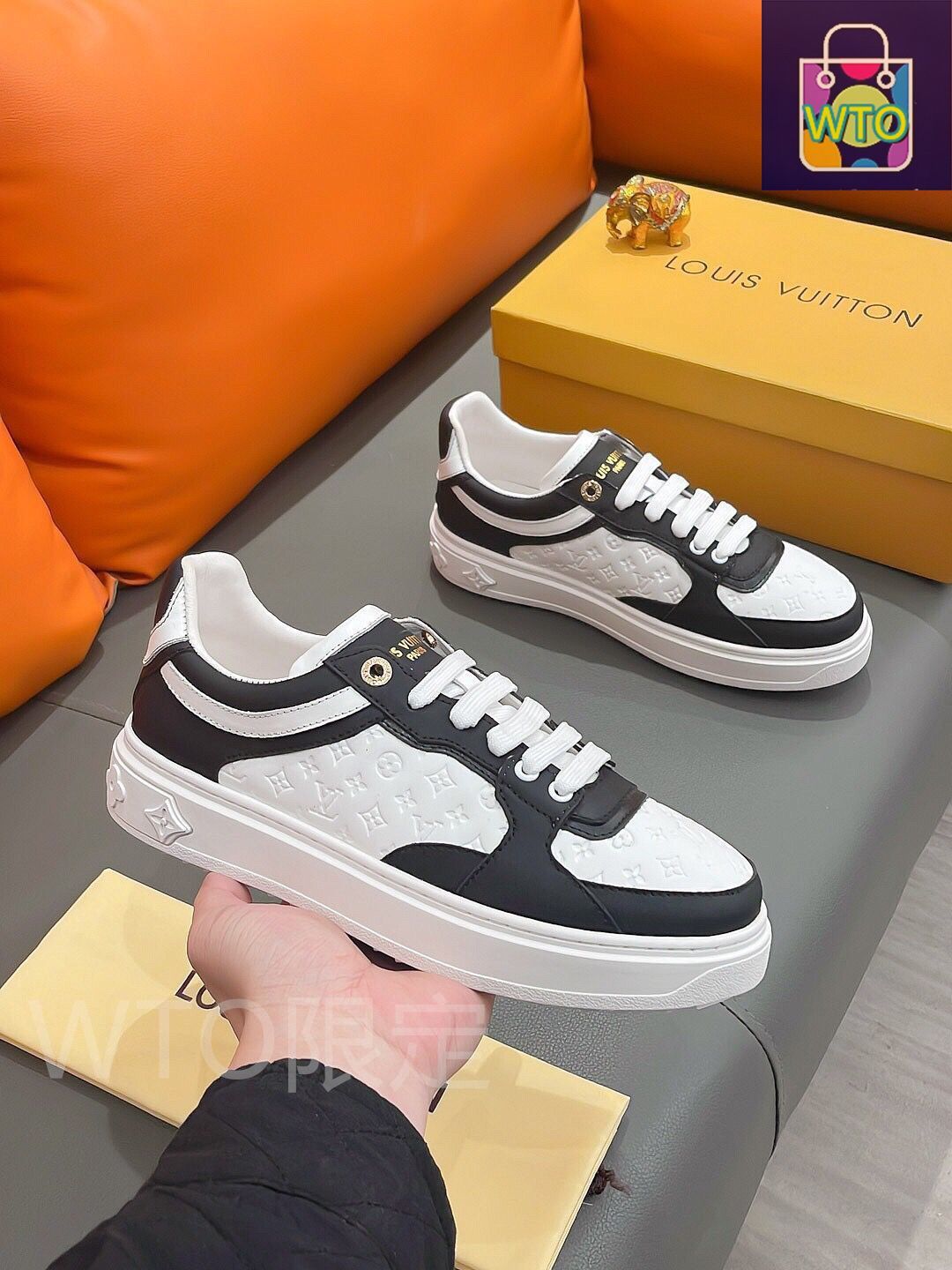 限界値下げ　ルイ・ヴィトン　メンズシューズ※あんしん鑑定付 ルイ·ヴィトン】メンズシューズ「LV ランナー タティック