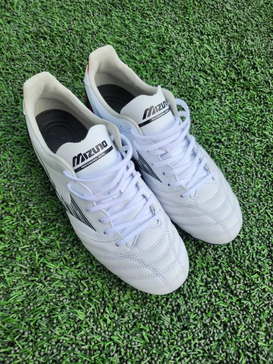 Mizuno MORELIAネオ4サッカーシューズ・スパイク ホワイト ミズノ モレリアネオ4 JAPAN MIX 取替式 MIZUNO 【サッカー