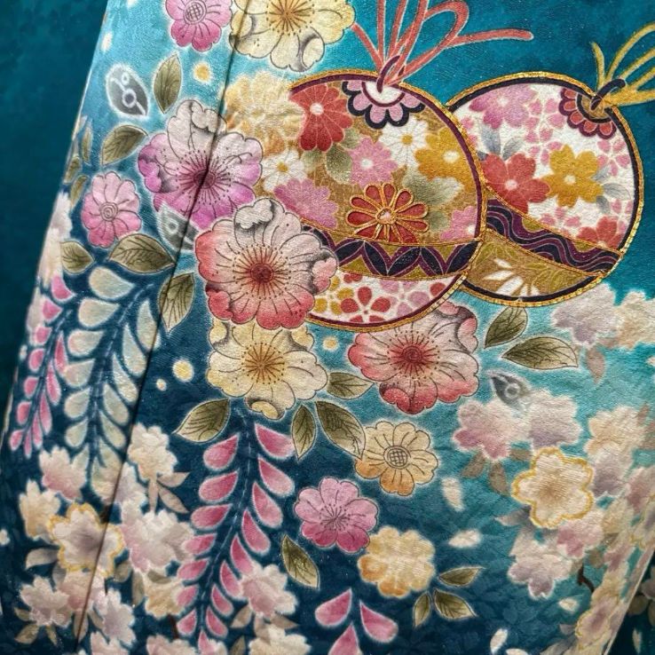 振袖フルセット(7点)・辻が花・金通し地・金駒刺繍・金彩・絞り・枝垂れ桜 振袖フルセット(7点)・辻が花・金通し地・金駒刺繍・金彩・絞り