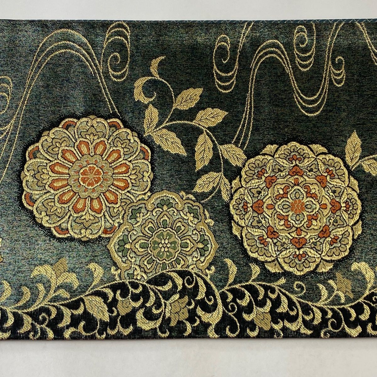 深緑 六通