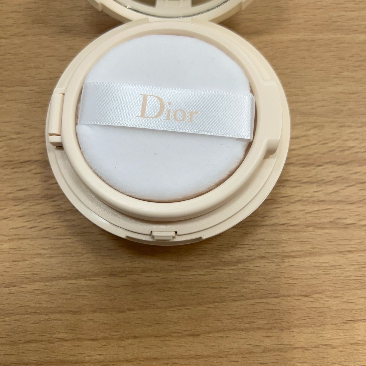 ☆限定パッケージ☆ Dior クッションパウダーローズ☆未使用豹柄