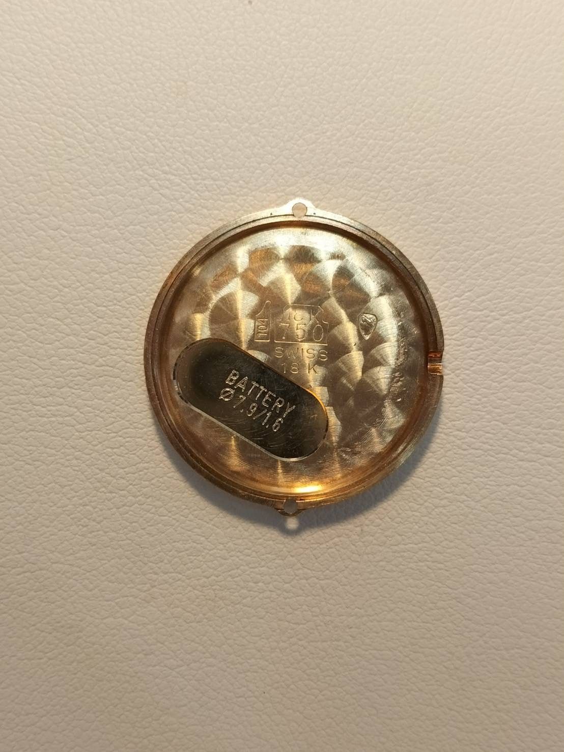 カルティエ ヴァンドーム VLC SM トリニティ 81004 クォーツ Cal.81  