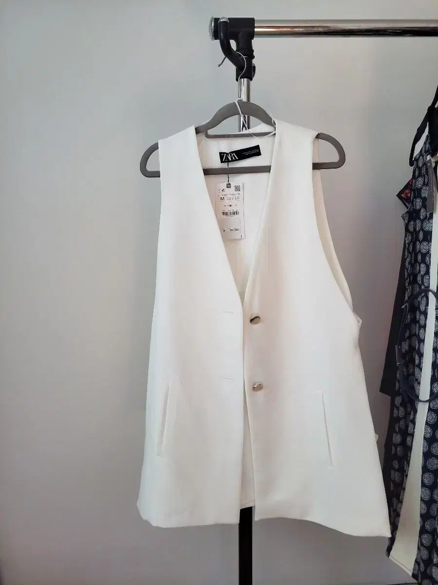 ZARA ザラ ベスト 白 セットアップ M L