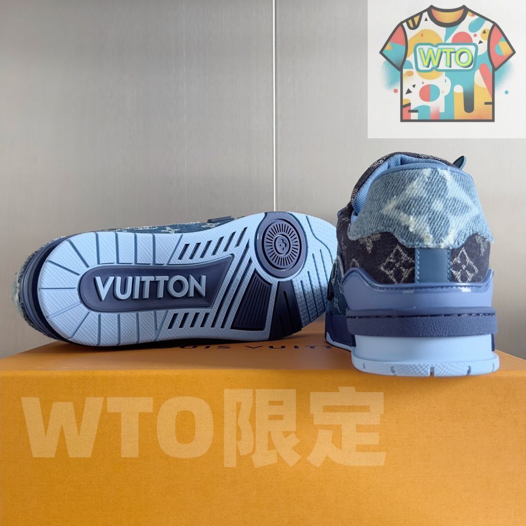 GWセール❤️LOUIS VUITTON❤️革靴シューズモカシン紺色7ハーフ26cm GWセール❤️LOUIS VUITTON❤️革靴シューズモカシン紺色7ハーフ26cm