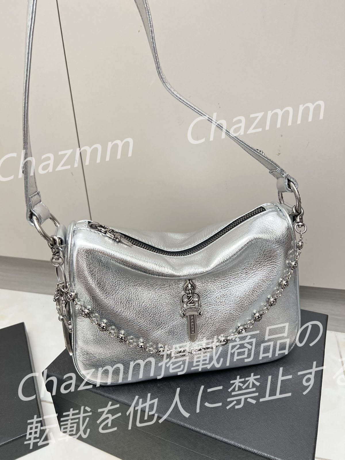 新作 CHROME HEARTS (ロムハーツ)   バッグ    ンドバッグ    25*18.5*9cm