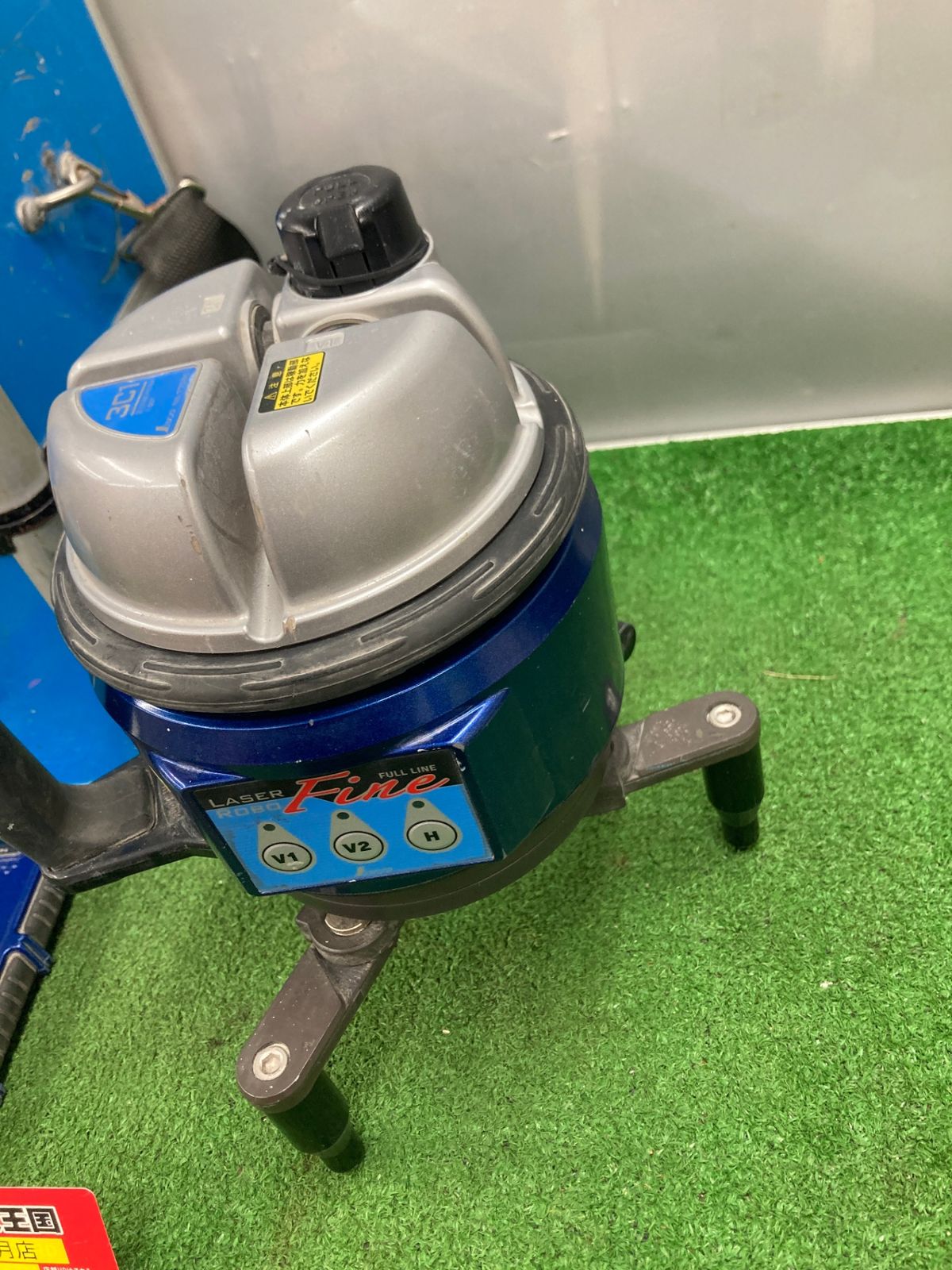 レーザー墨出し器 LASER