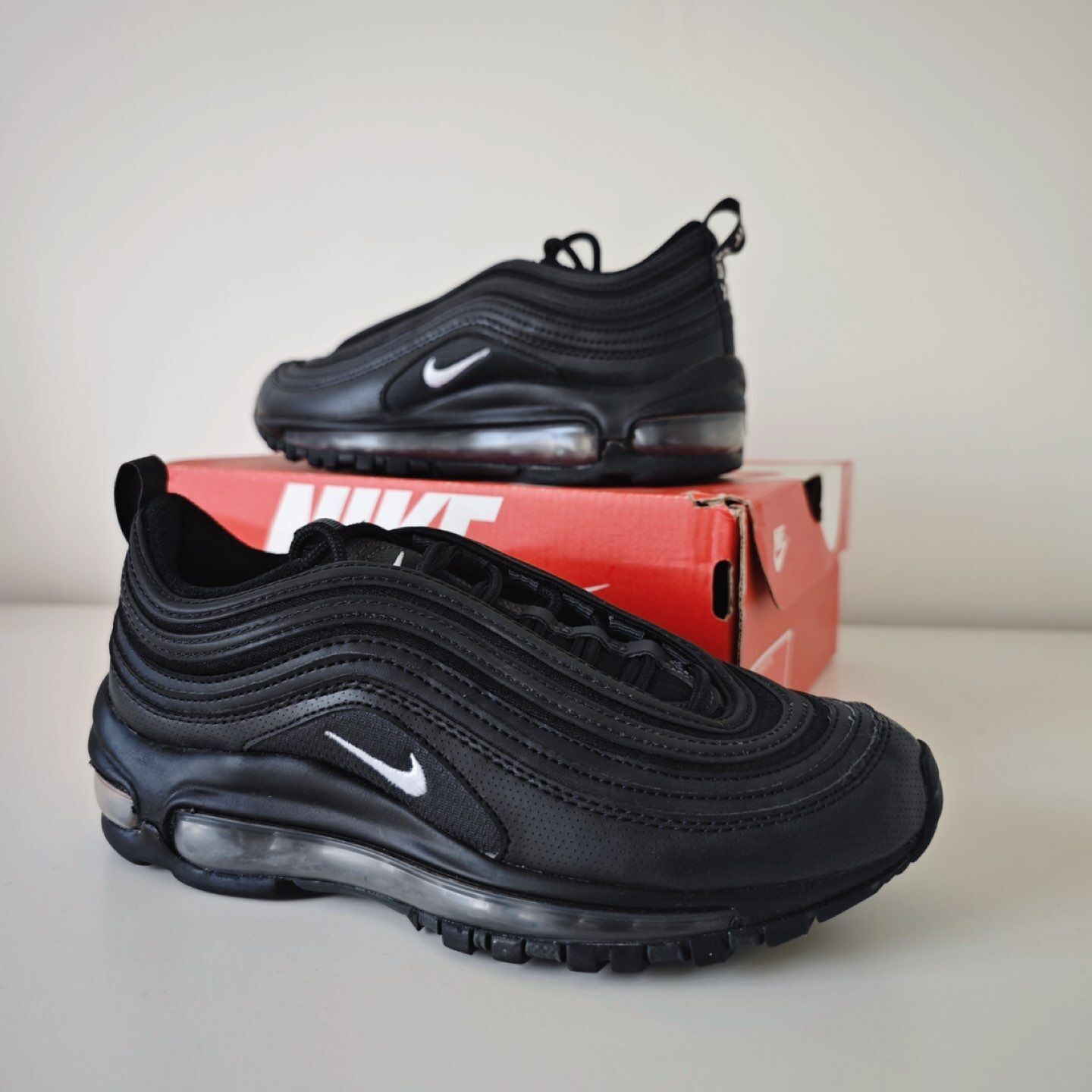 新品 未使用 Nike Air Max 97 “Triple Black” ナイキ エア マックス 97 黒 スニーカー 男女兼用 並行輸入品 -  メルカリ