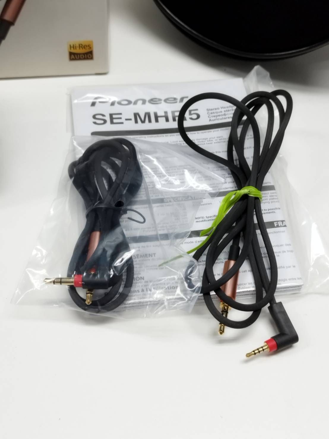 ★ 【未使用】ご注文はうさぎですか ヘッドホン Pioneer SE-MHR5 ごちうさ×パイオニアのプレーヤー&ヘッドフォン。OVA&3期決定