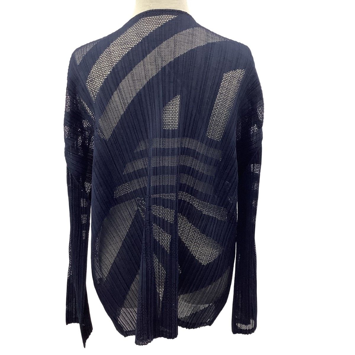 ✨極美品✨PLEATS PLEASE イッセイミヤケ カーディガン　ネイビー ISSEY MIYAKE イッセイミヤケ PLEATS PLEASE カーディガン