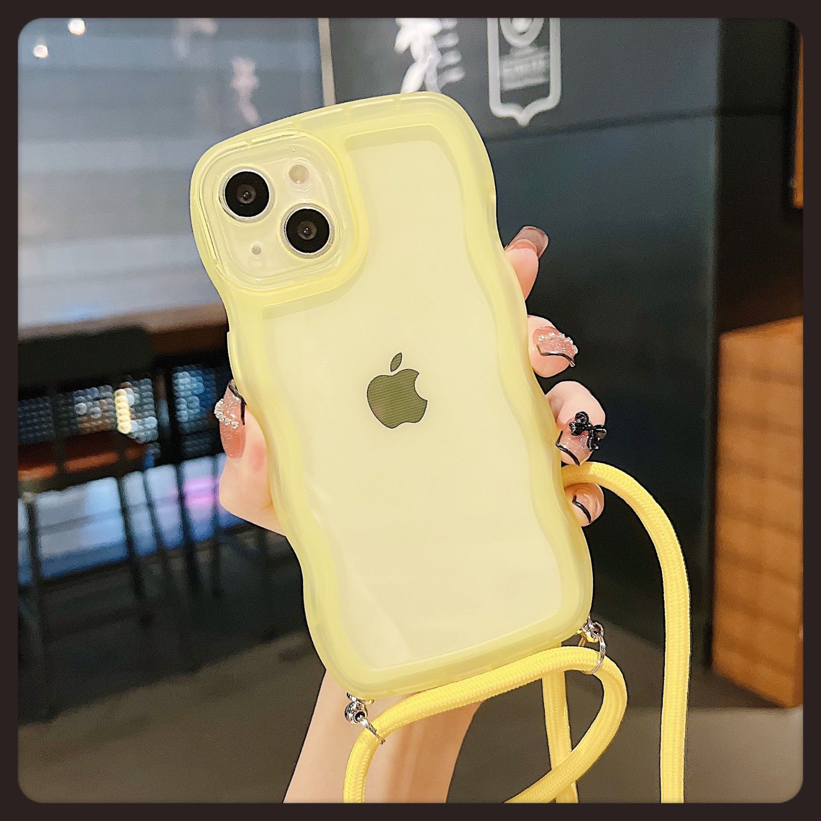 スマホケース 黄色 iPhoneケース アイフォン ソフトケース カラー 新品 未使用 クリア 人気 ウェーブ フルカバー 薄型 ショルダーおしゃれ  韓国 可愛い 紐つき 便利 安い 激安 持ち運び便利 軽い iPhone15 iPhone14 イエロー - メルカリ, image size:1600x1600