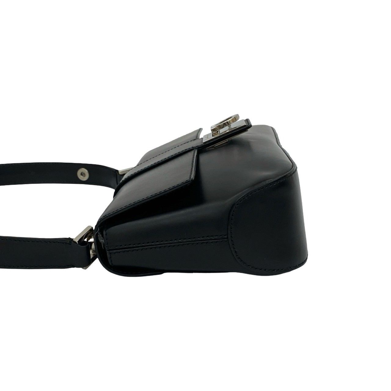 【極美品】サルヴァトーレフェラガモ ガンチーニ金具 レザー ベルト ゴールド 極 美品 袋付 Salvatore Ferragamo サルヴァトーレフェラガモ