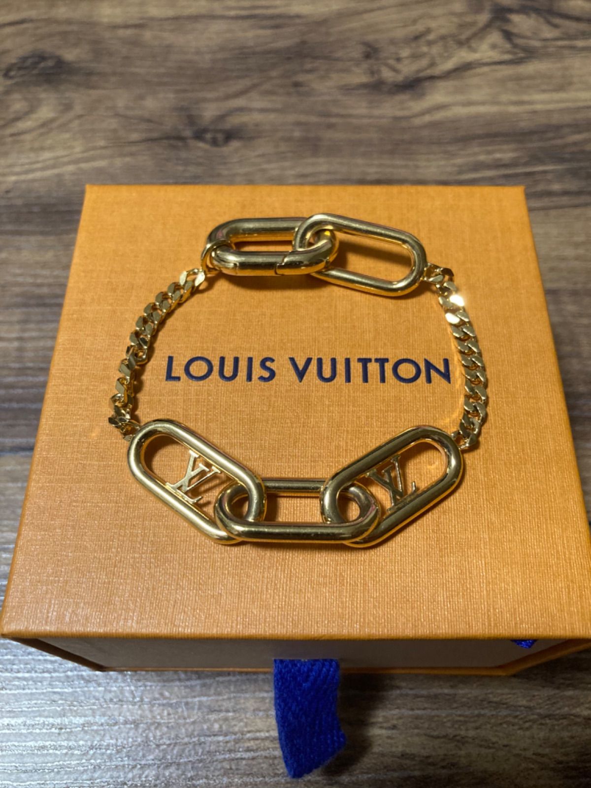 LOUIS VUITTON  ブラスレ•ソフトシグネチャーチェーン ブレスレット76230円