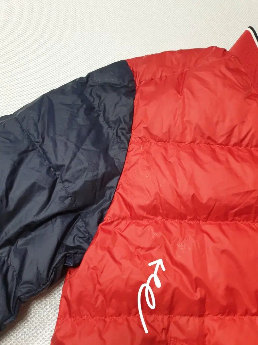 MLB ニューヨーク ヤンキース ダウンジャケット ブルゾン サイズ