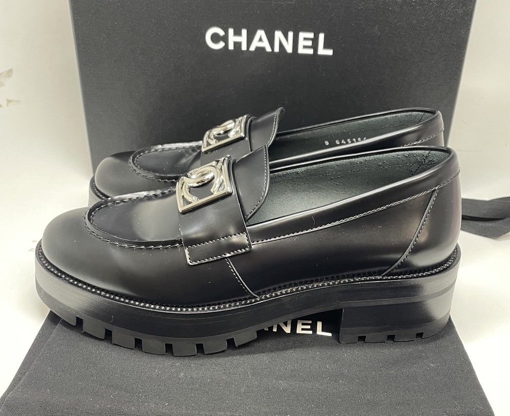 CHANEL ローファー レディースシューズ トラックソール G45156