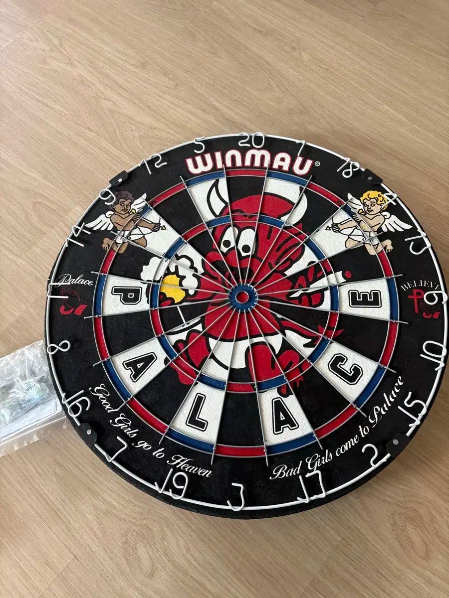 PALACE パレス ウィンマウ 落ちた エンジェルズ ダーツボード