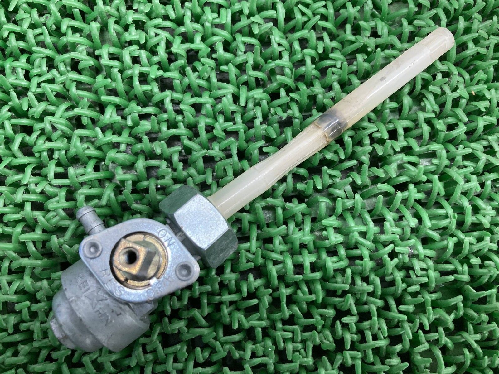 NSR50 純正 燃料タンク コック 錆あり レストアベース NSR50 純正 燃料