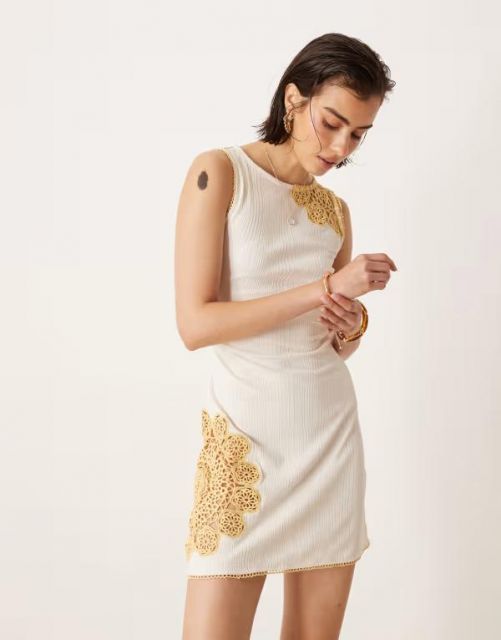 【送料無料】 エイソス レディース ワンピース トップス  DESIGN sleeveless ribbed crochet panel mini dress in cream CREAM