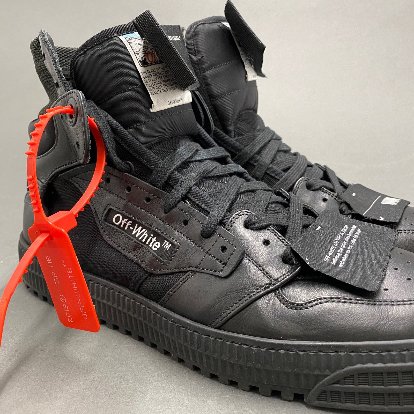 2k14《美品》Off-White オフホワイト Off Court 3.0 ハイカット 