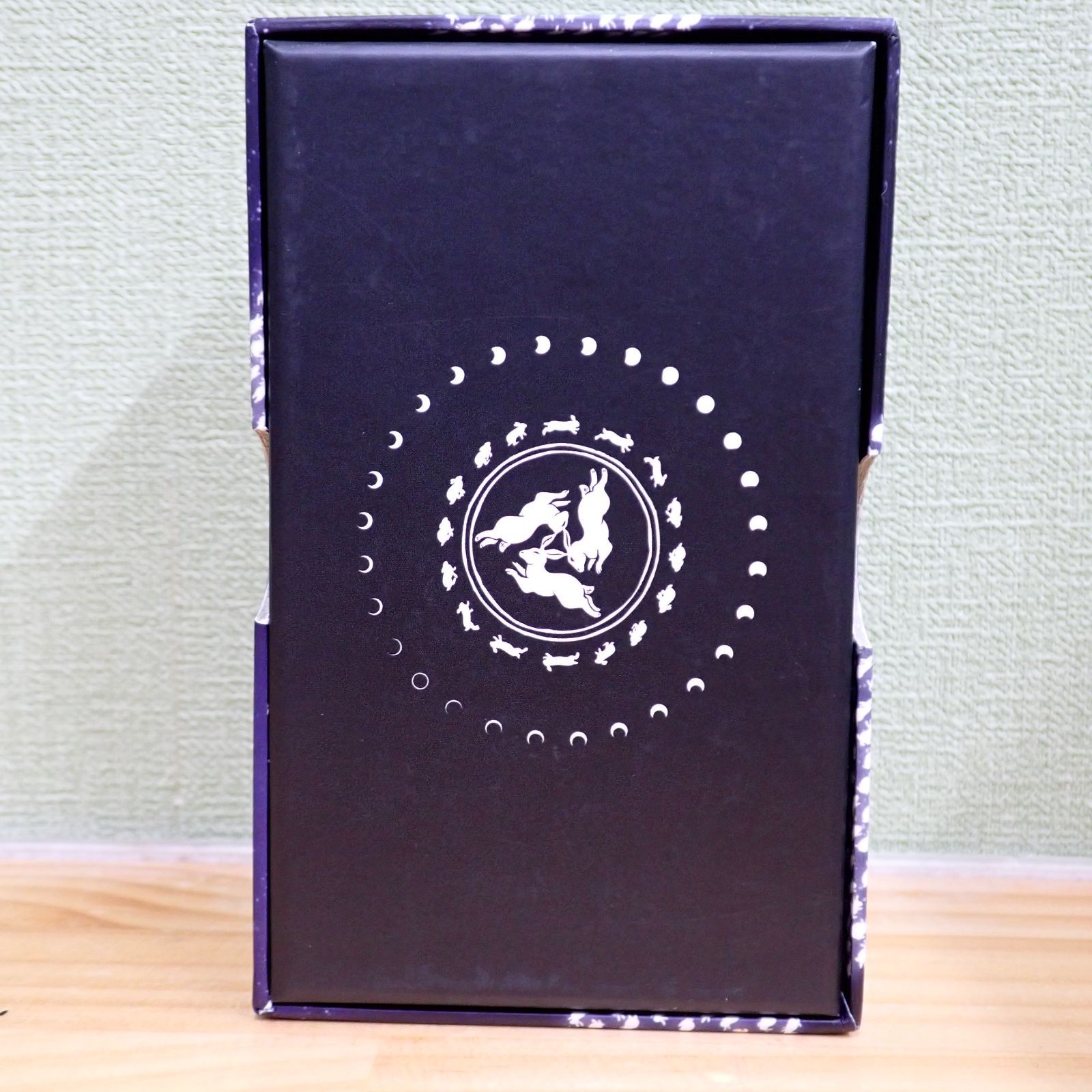 【正規品】ルナラパンタロット&オラクルカード Amazon.co.jp: 78pcsタロットルナラピンウサギタロットデッキ