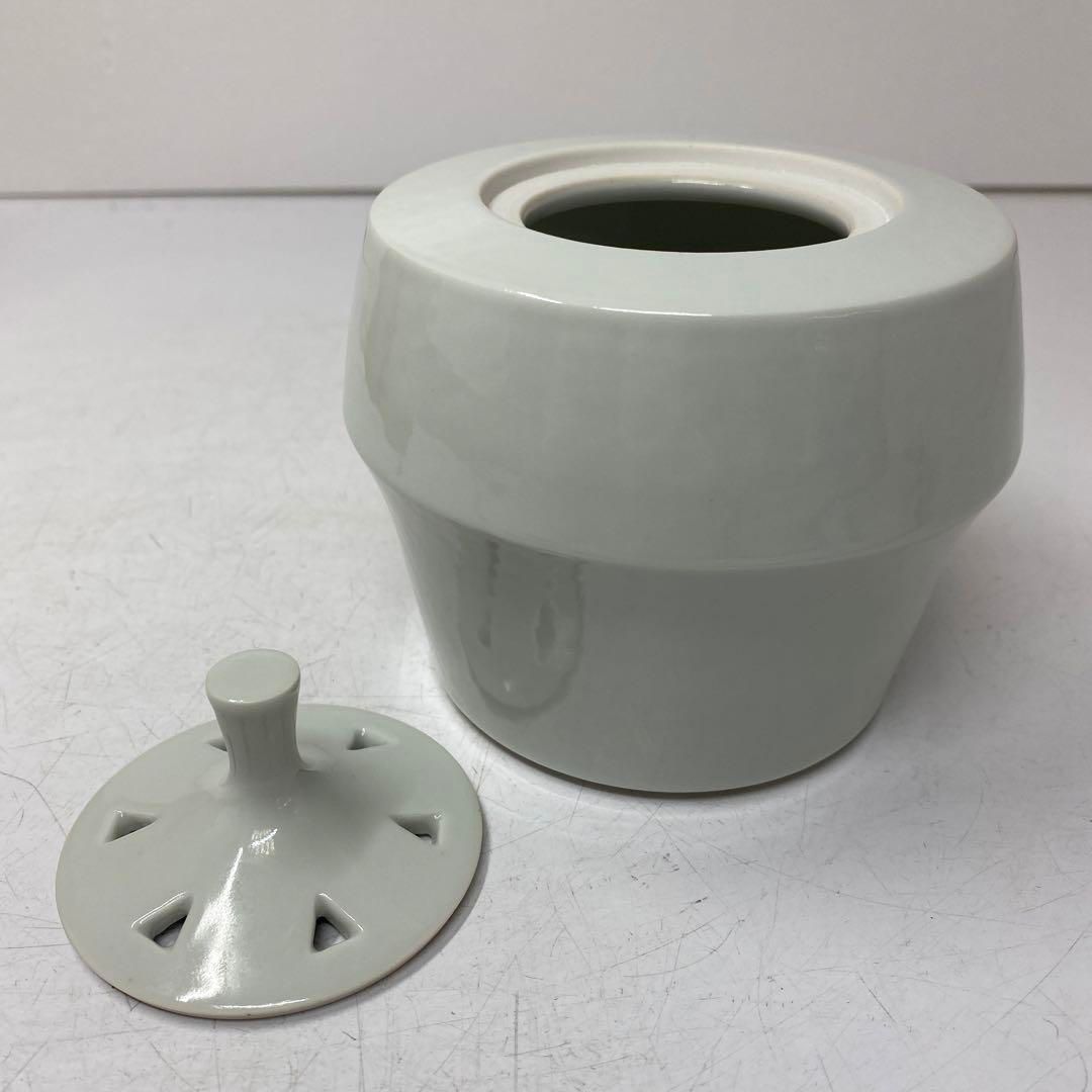 新開寛山造　白磁　香炉　共箱　幅約12㎝　東さ5-0624③ 新開寛山造 白磁 香炉 共箱 幅約12㎝ 東さ5-0624③ - メルカリ