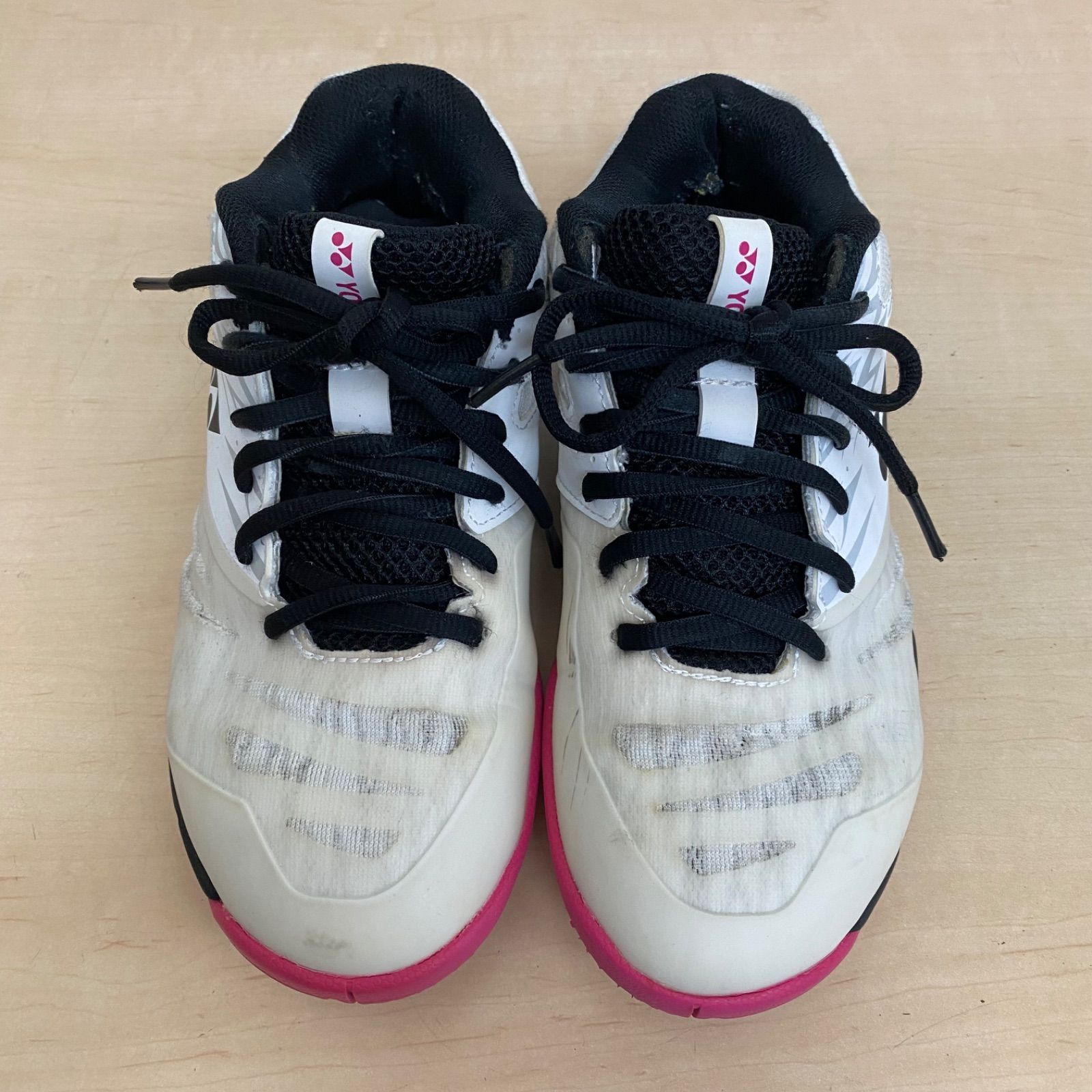 YONEX ヨネックス パワークッション 840 ミッド バトミントン