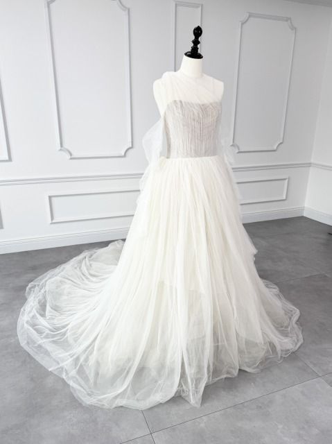 ヴェラウォン VERA WANG イングランティン INGRANTINE ウェディングドレス ホワイト 白 ファーストオーナー チュール