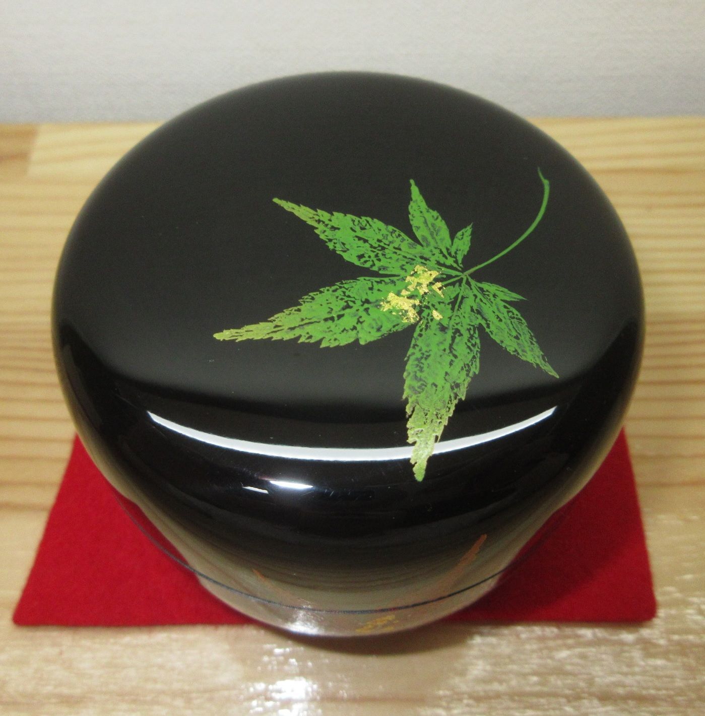 逢絢亭 茶道具 棗 平棗 山中塗 押楓絵 真塗 木製 中村湖彩 共箱入り