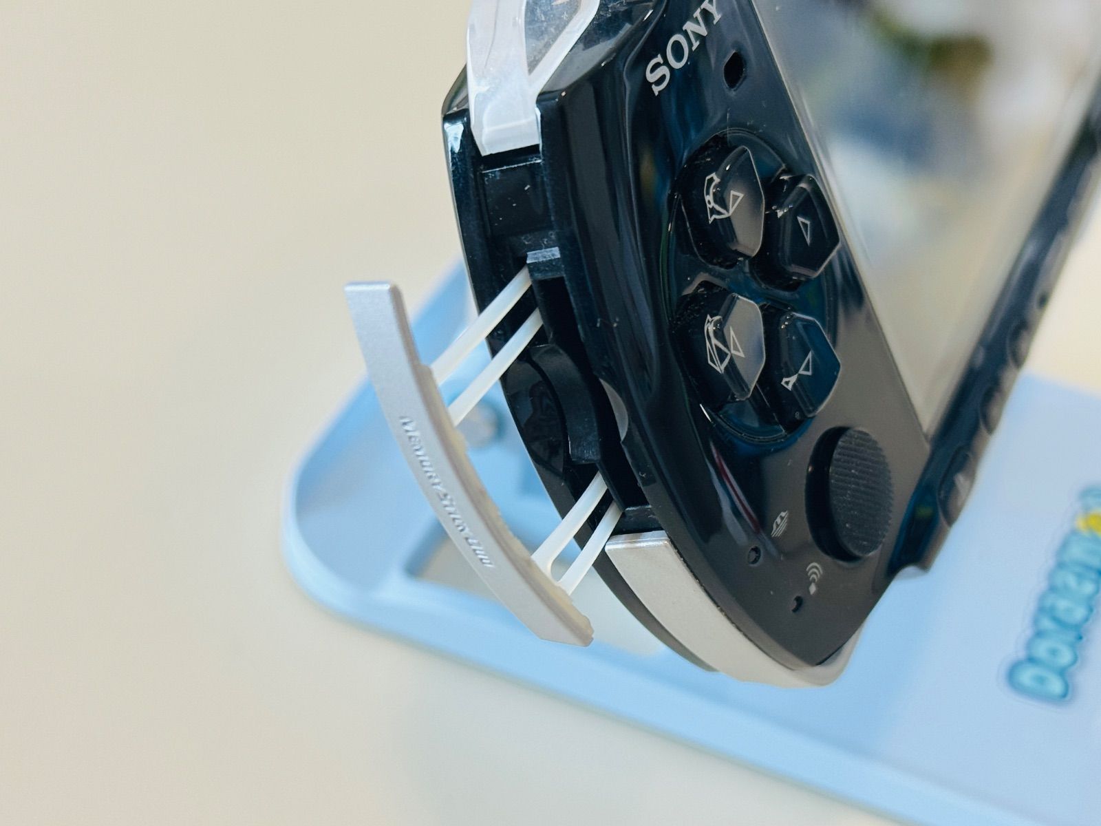 ブラック 本体＋8GBメモリースティック