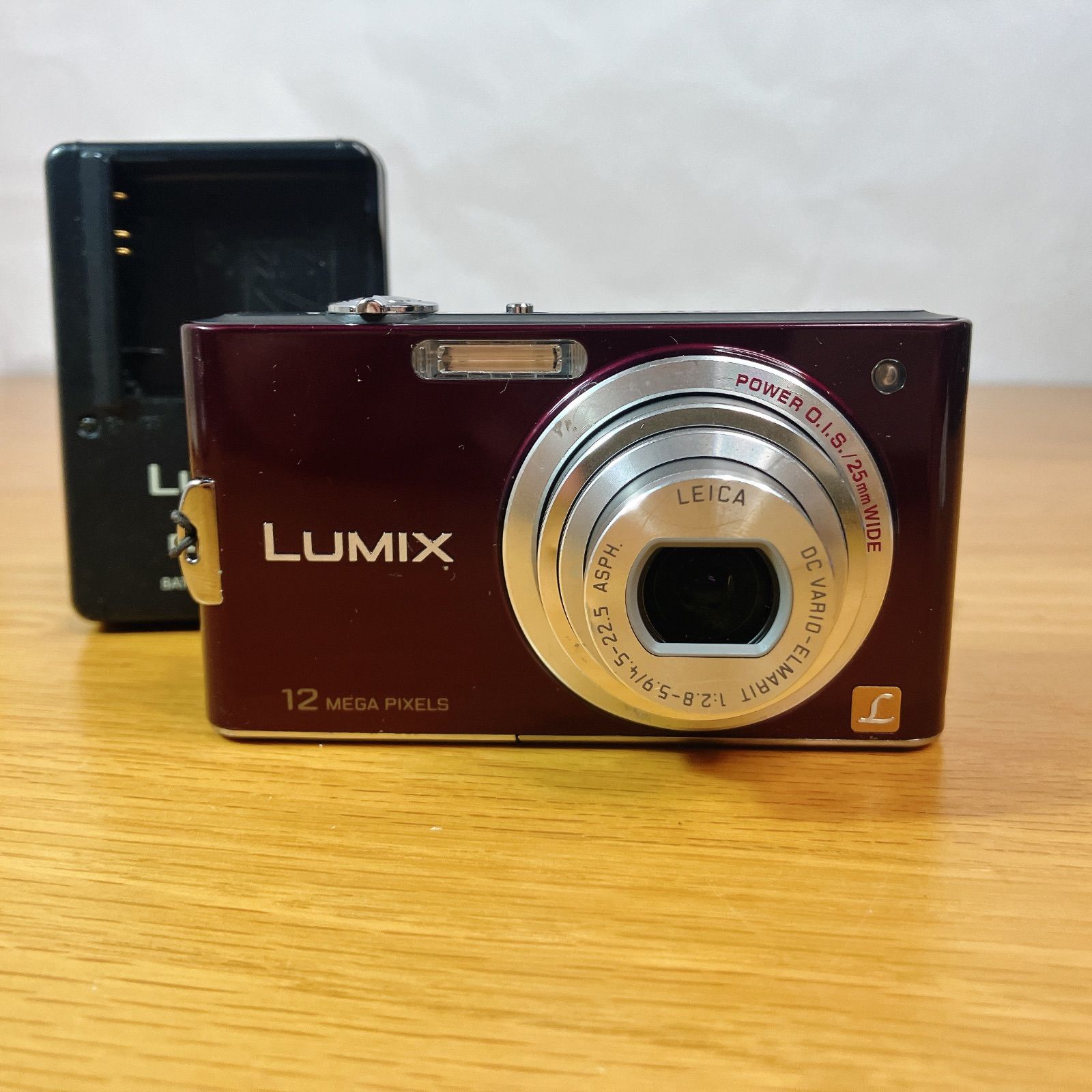 PANASONIC DMC-FX60 LUMIX デジタルカメラ 写込み 中古】Panasonic