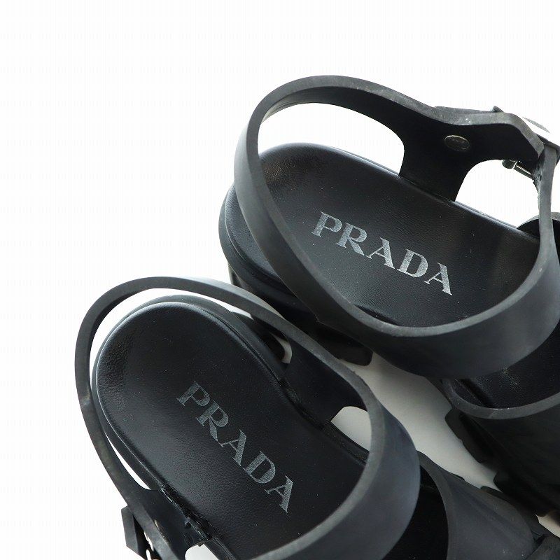 PRADA ブラック サンダル　ラバーサンダル ブラック プラダ モノリス ラバー サンダル | PRADA