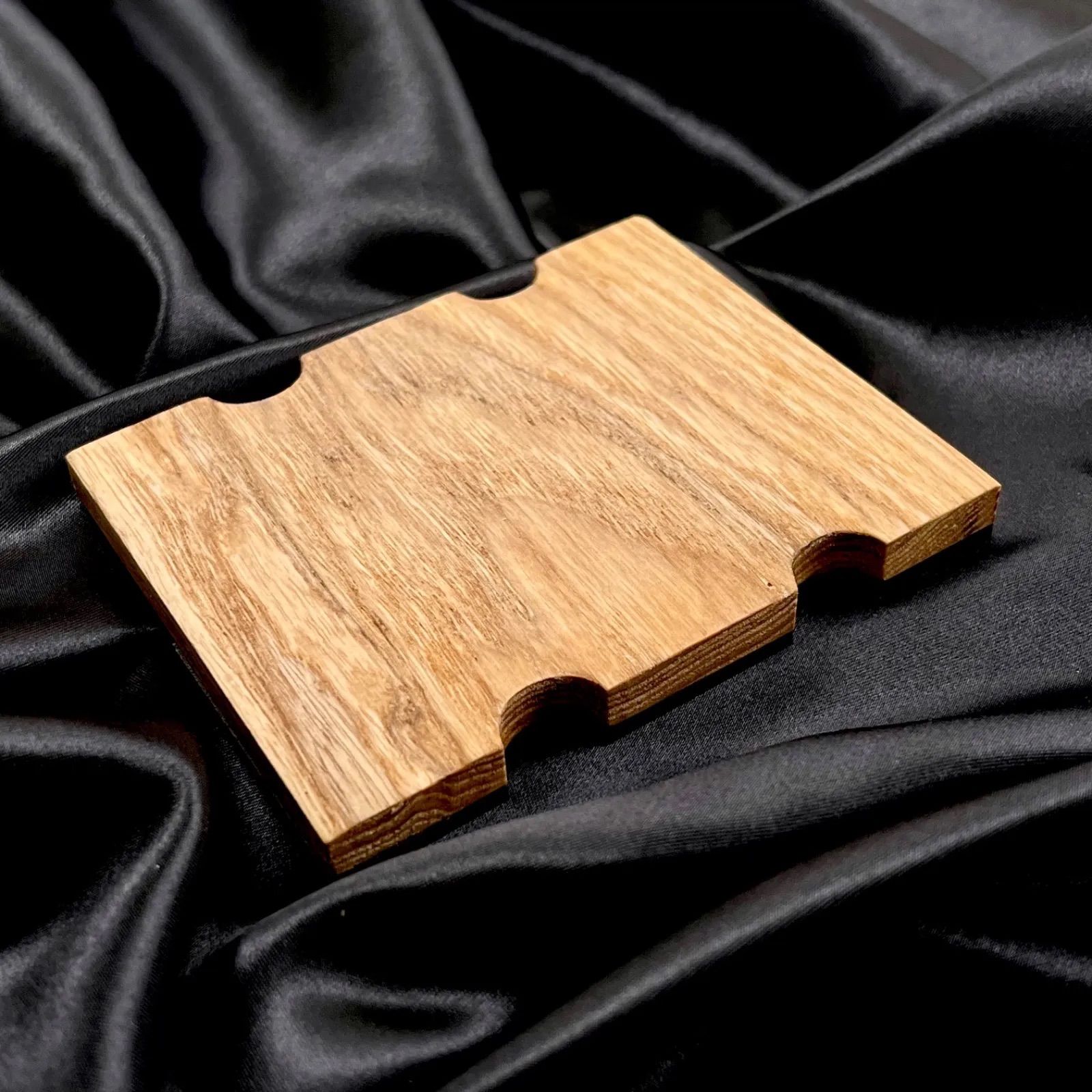 高さ調整式フィンガーランプ Fender系 60’s Jazz Bass 4弦用__アッシュ材 真空乾燥ウレタン含浸仕上げ うさみみ工房