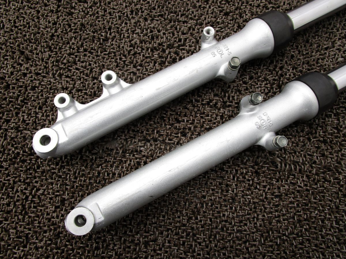 フロントフォーク □A5912