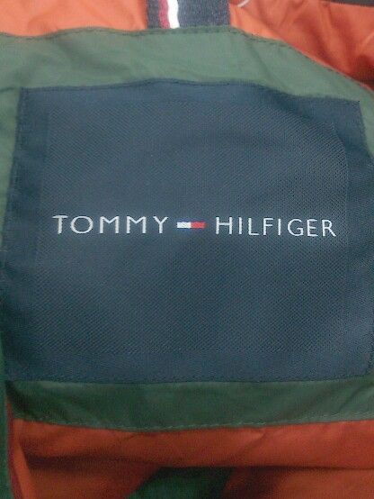 ■ TOMMY HILFIGER おしゃれ カジュアル シンプル パフ 長袖 ダウンジャケット サイズS グリーン メンズ E  【1305300002402】