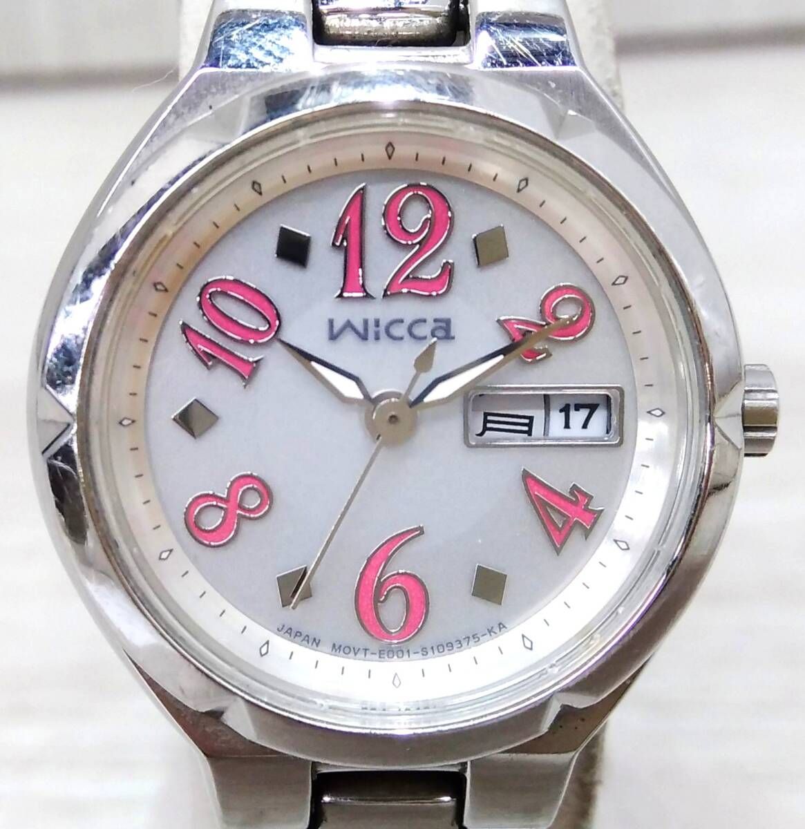 ジャンク CITIZEN シチズン Wicca E001-S072538／7102