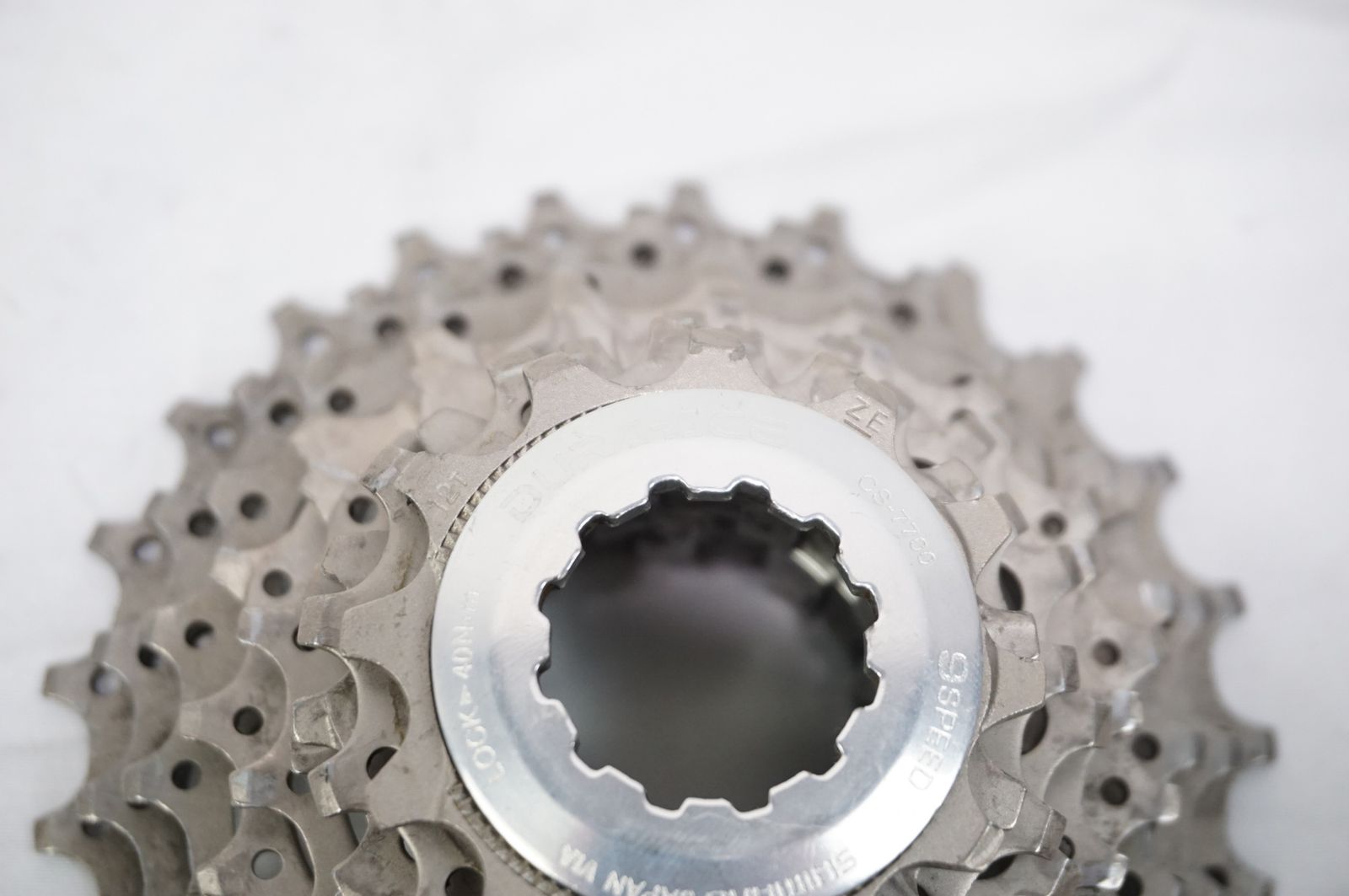 SHIMANO 「シマノ」 DURA-ACE CS-7700 12-25T スプロケット