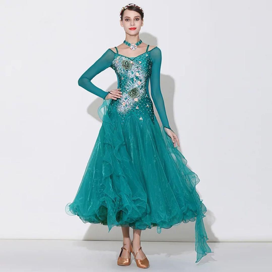 2025年新作 スタンダードドレス♪発表会用ダンスパーティー向け華やか