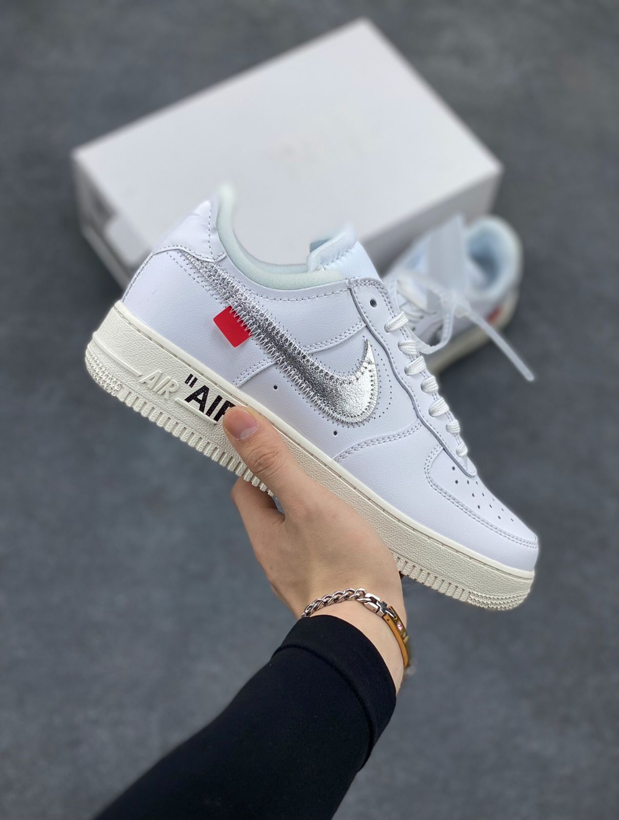 新品 未使用NIKE (ナイキ) ×OFF-WHITE AIR FORCE 1  AO4297-100 オフホワイト × ナイキ エアフォース1 ロー