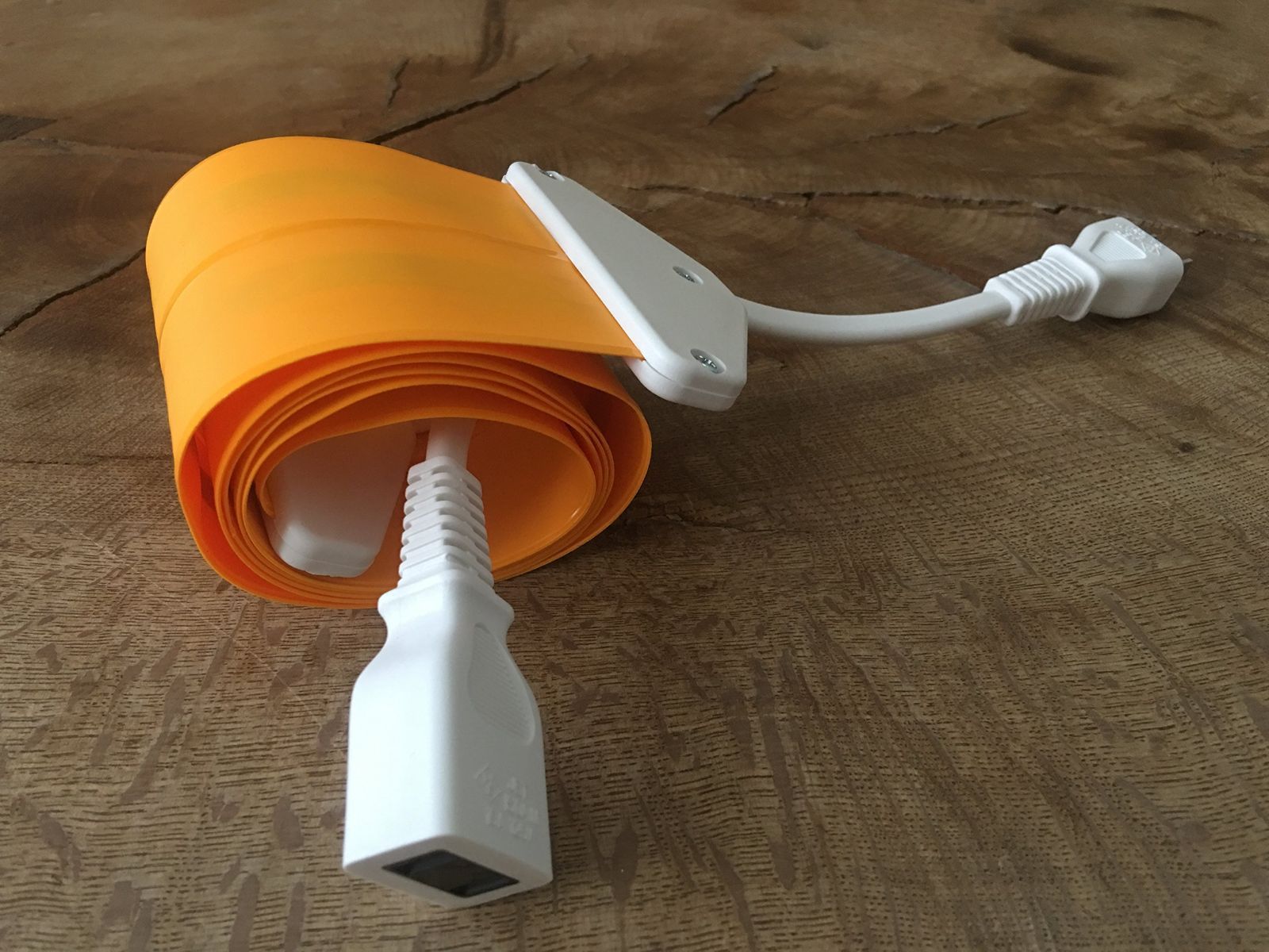 薄さ0.9mmの電源延長コード【フラットコードキット】 3m 白 薄さ0.9