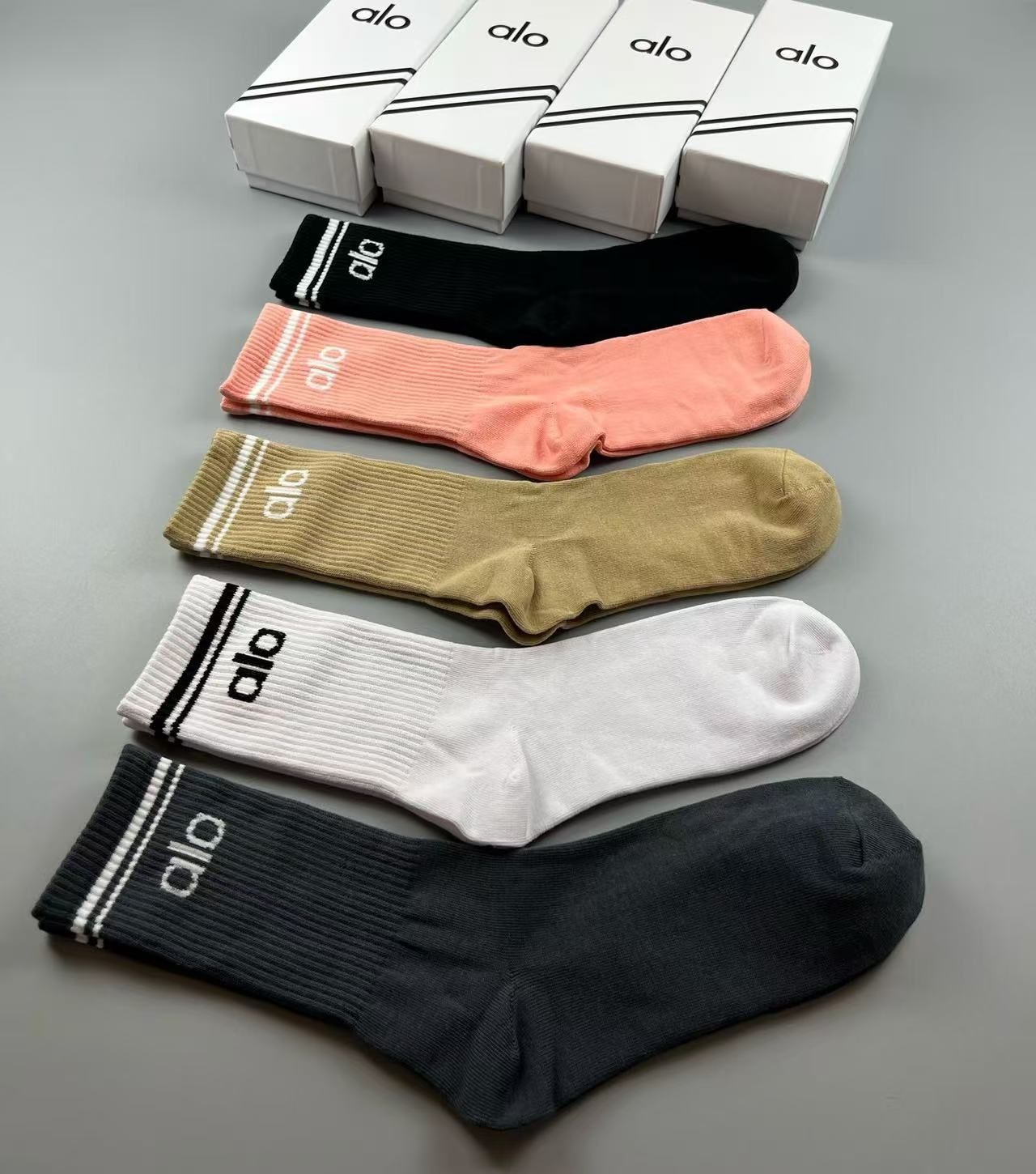 ALO Yoga◆ユニセックス ハーフクルー スローバックソックス☆ Alo Yoga ユニセックス ハーフクルー スローバック ソックス 5足