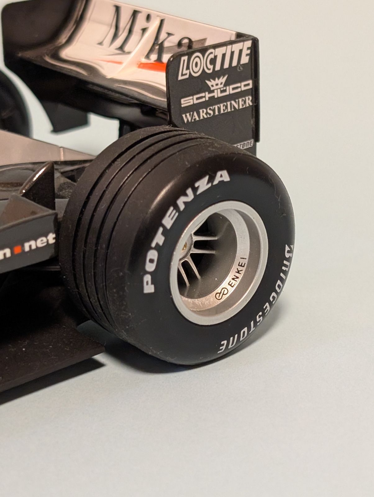 【ミニチャンプス　マクラーレン　MP4-14メルセデス　1999年1/18】 MINICHAMPS 186990001 Scale 1/18 | McLAREN F1 MERCEDES MP4/14