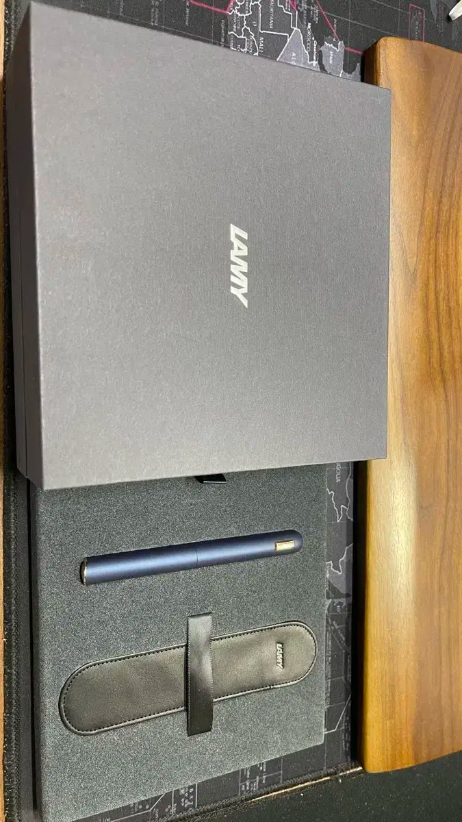 LAMY ダイアログ CC 万年筆 ダークブルー M ニップ グレード