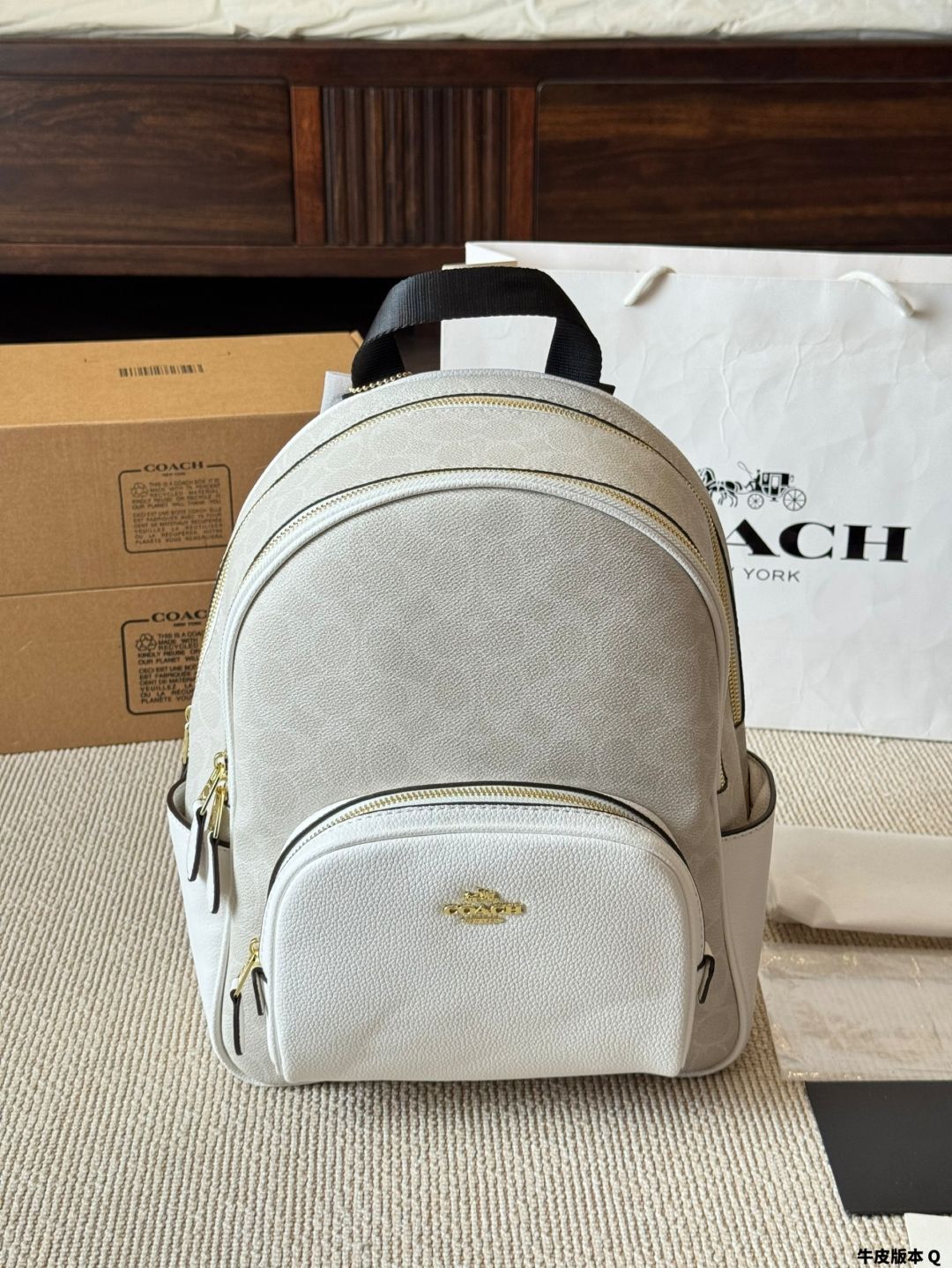 今日 Coach コート ミッドル バックパック