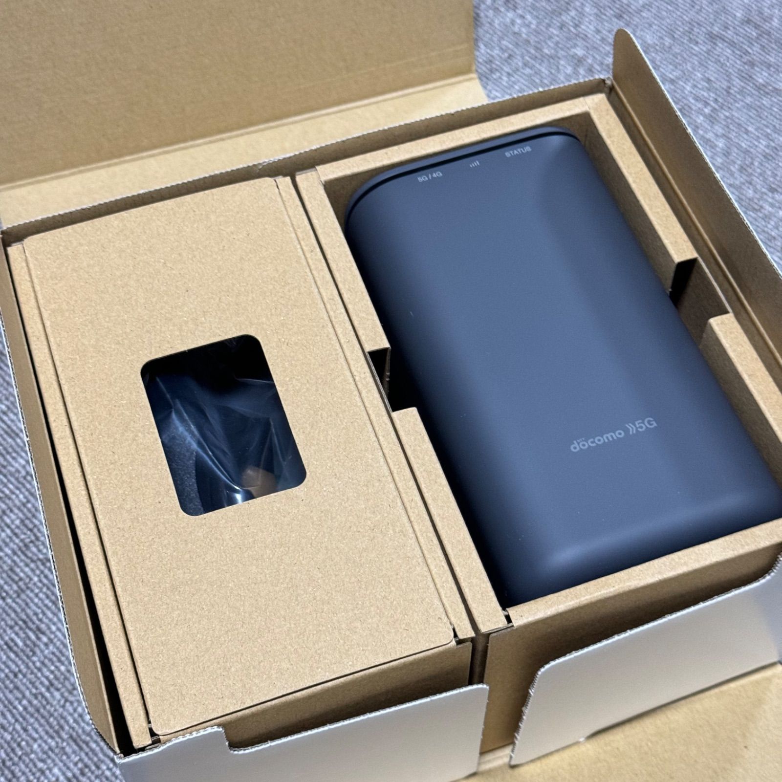HR01 NTTドコモ docomo 5G 無線LANルーター Wi-Fi 無線LAN