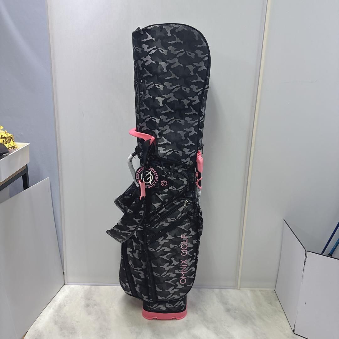 新品未使用 オムニックス スタンドバッグ カモ/ピンク 8.5型 迷彩柄