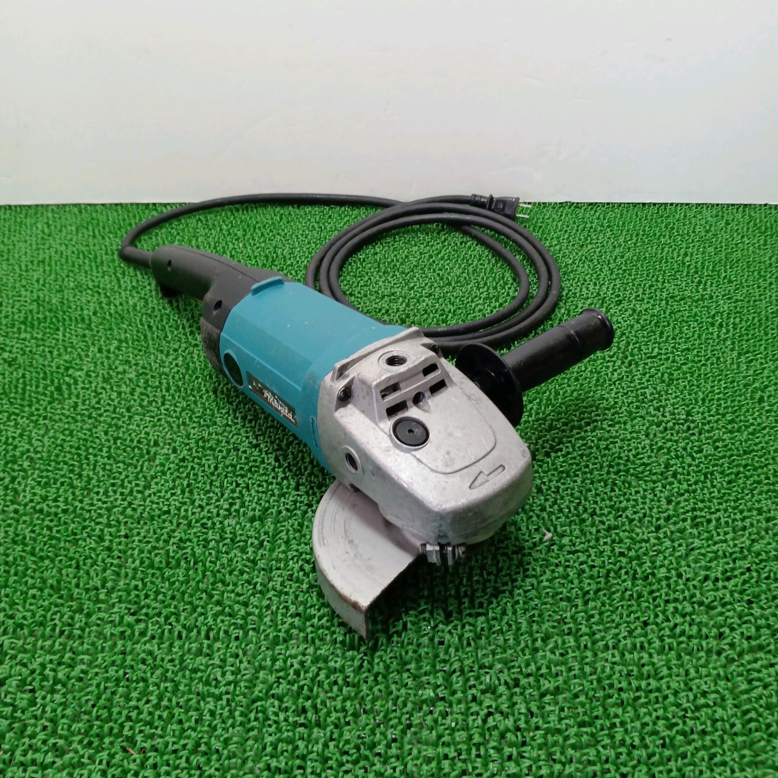 makita180mmディスクグラインダ9047L
