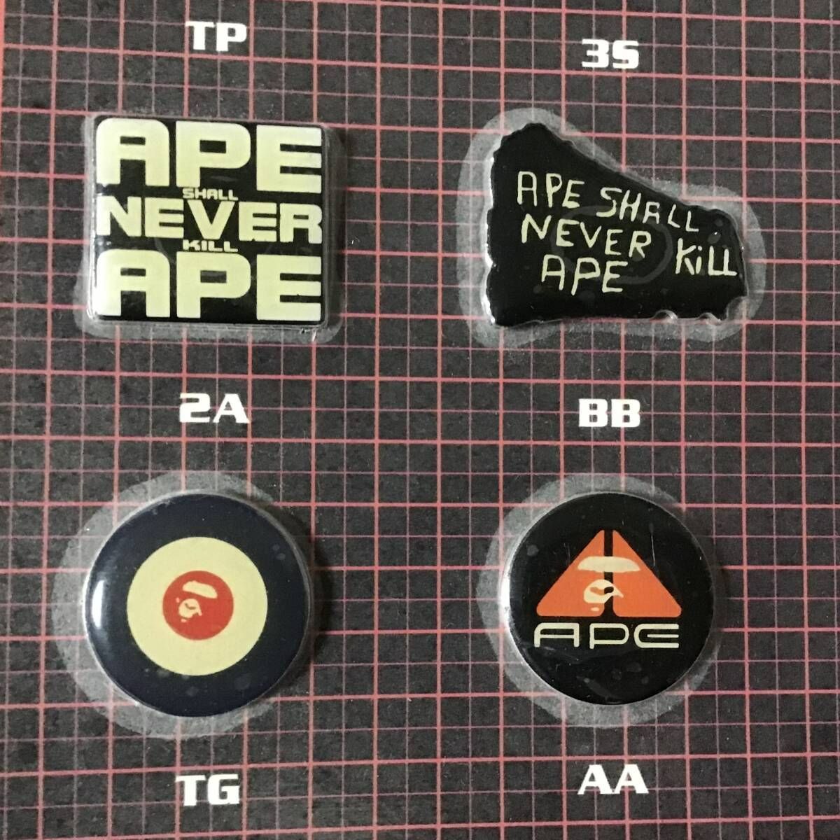 A BATHING APE ピンバッジ ☆未開封☆ 初期 ピンバッジ セット ピンズ BAPE エイプ ベイプ