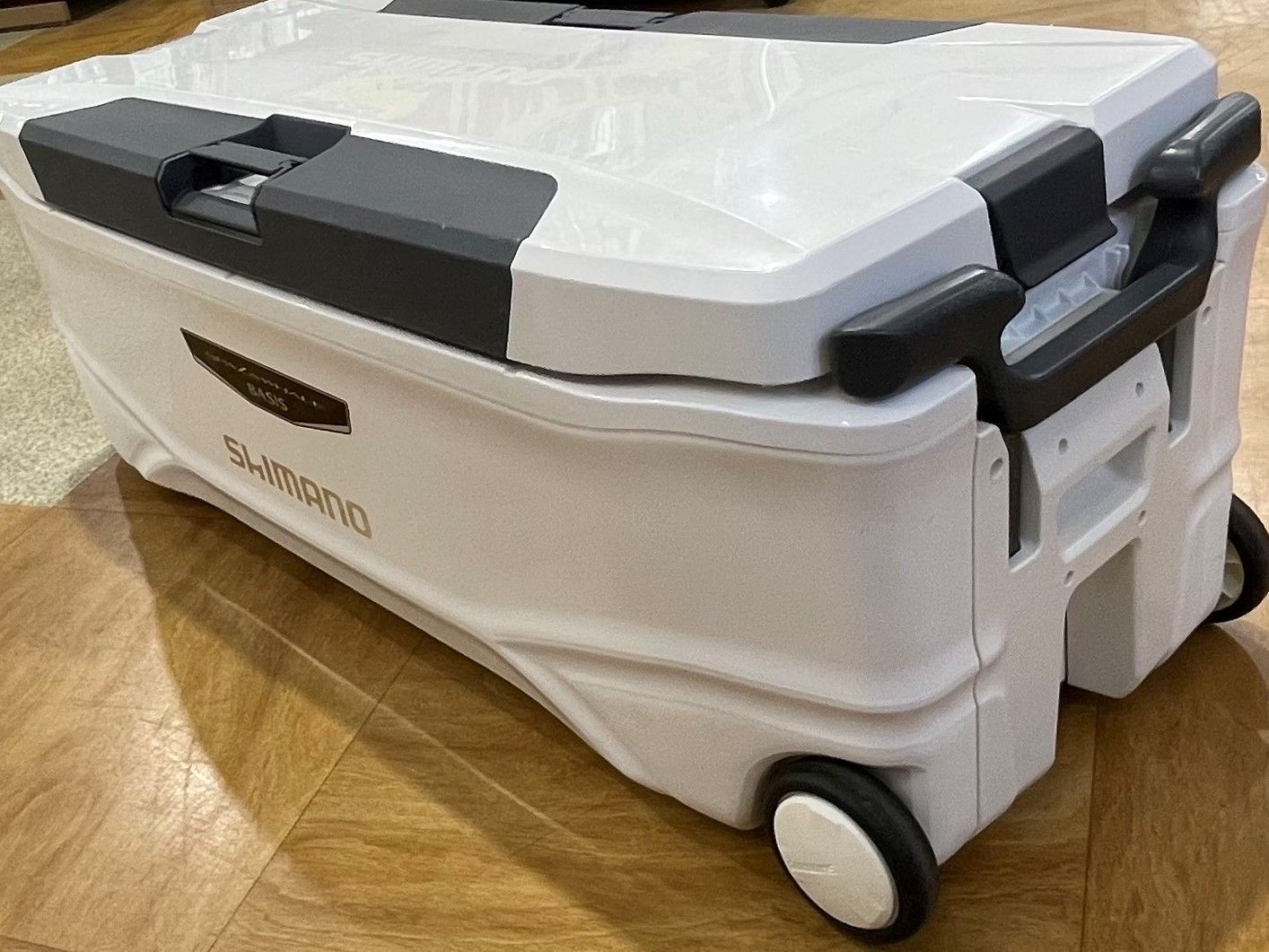 SHIMANO クーラーボックス65L スペーザ ホエール ベイシス (7