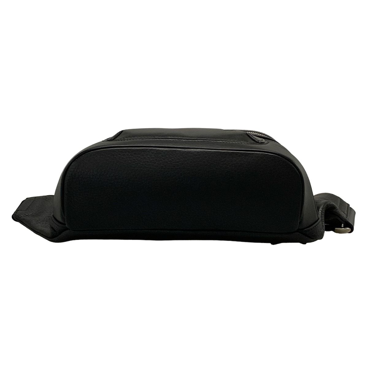 ウエストポーチ -