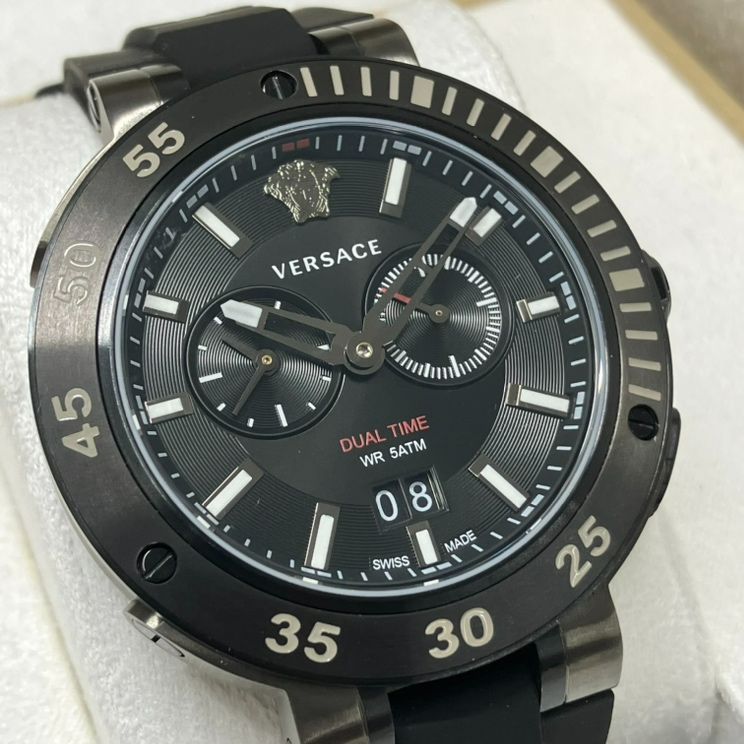 新品未使用品】 ヴェルサーチ VECN00219 メンズ腕時計 クロノグラフ V