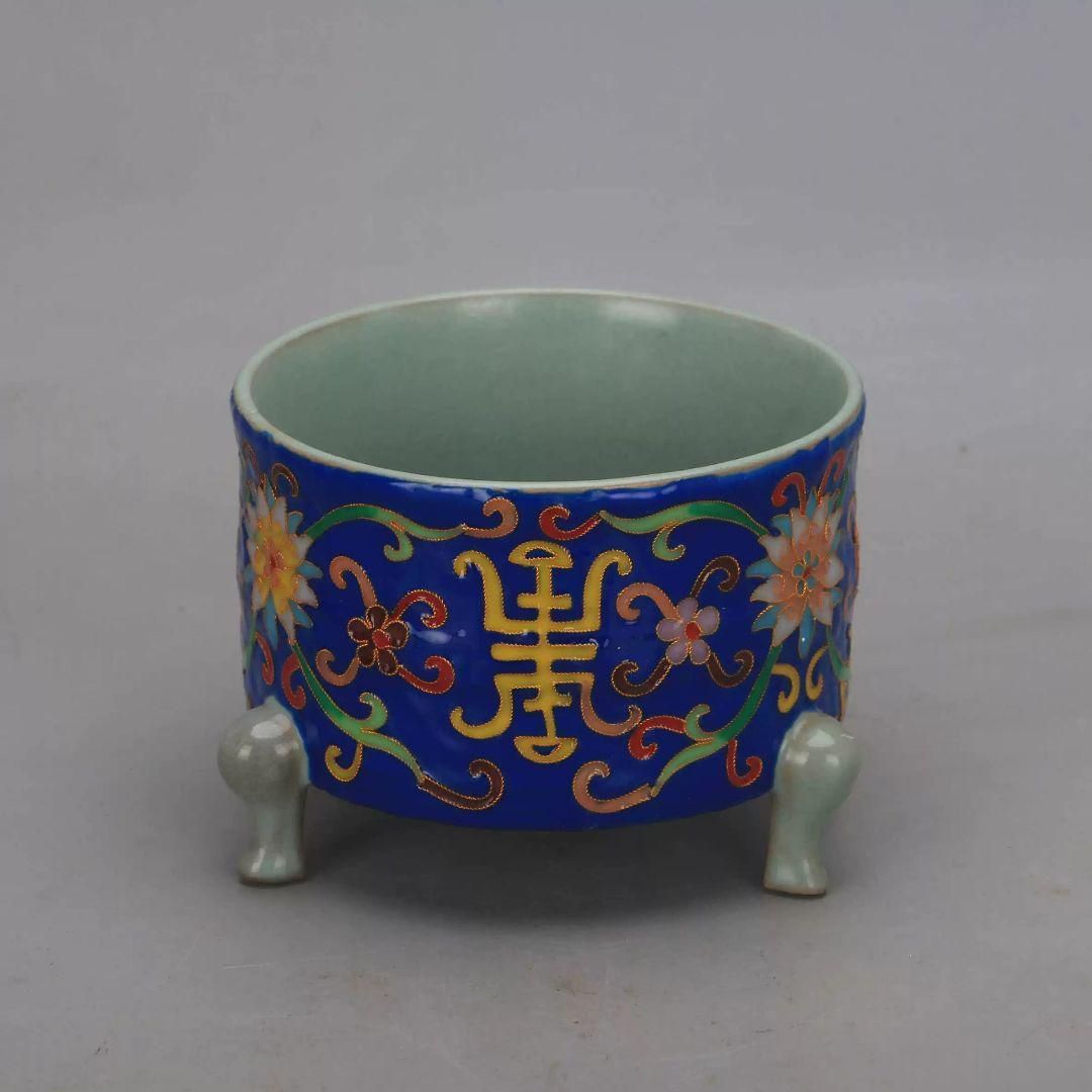 汝窯絞糸琺瑯彩寿字纏枝蓮三足玄紋香炉 景徳鎮 装飾品 現代工芸品 美術品 置物 汝窯絞糸琺瑯彩寿字纏枝蓮三足玄紋香炉 景徳鎮 装飾品 現代工芸
